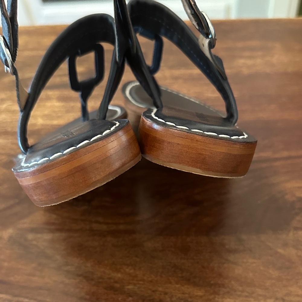 Bernardo Navy  Leather Sandals - Picture 5 of 6